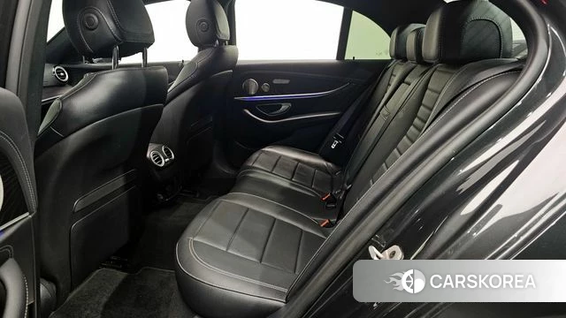 Mercedes-Benz E-Class W213 2022 Серый из Кореи, фото 3