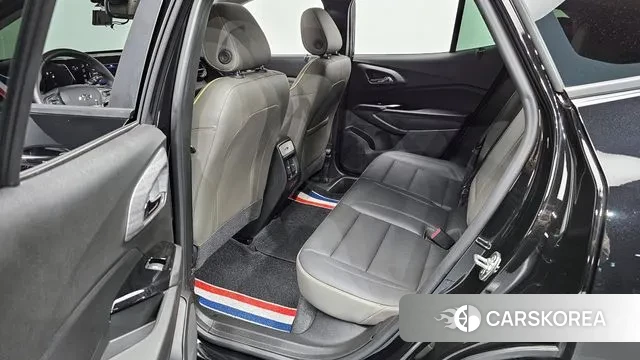 Chevrolet (GM Daewoo) Trax Crossover 2023 Черный из Кореи, фото 3