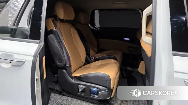 Kia Carnival 4th generation 2023 Белый из Кореи, фото 3