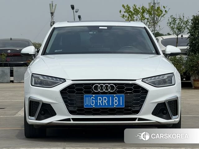 Audi A4L 2021 Белый из Китая, фото 3