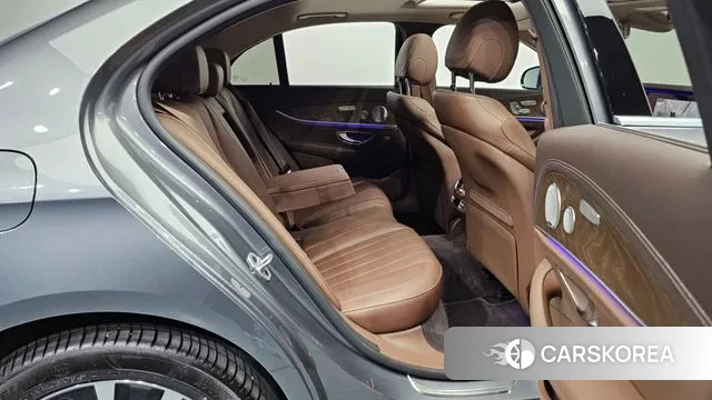 Mercedes-Benz E-Class W213 2020 Серый из Кореи, фото 3