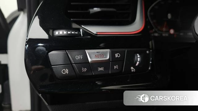 BMW Z4 (G29) 2021 Белый из Кореи, фото 3