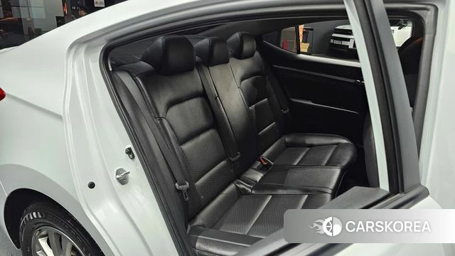 Hyundai The New Avante AD 2018 Белый из Кореи, фото 3