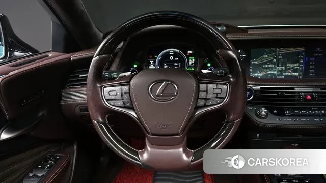 Lexus LS500h 5th generation 2018 Серебряный из Кореи, фото 3