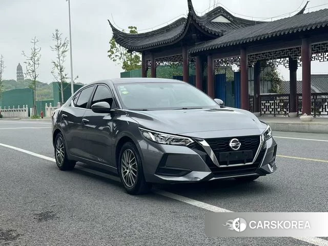 Nissan Xuan Yi 2021 Темно-серый из Китая, фото 3