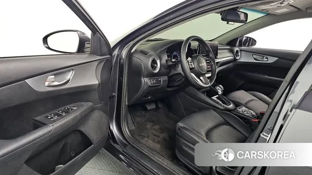 Kia The New K3 2nd generation 2021 Серый из Кореи, фото 3