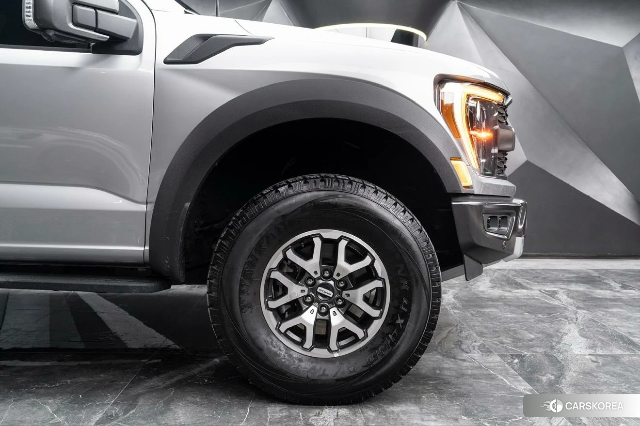 Ford F-150 Raptor 2022 Серебристо-серый из Китая, фото 3