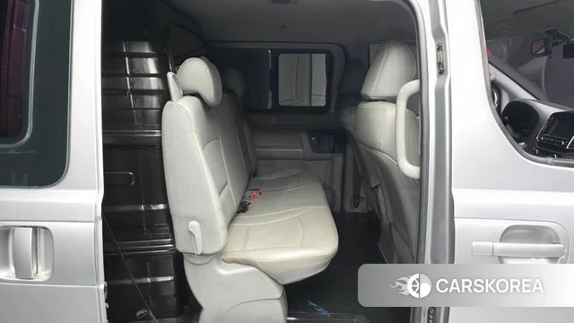 Hyundai The New Grand Starex 2019 Серебристо-серый из Кореи, фото 3