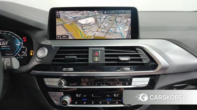 BMW X3 (G01) 2021 Белый из Кореи, фото 3