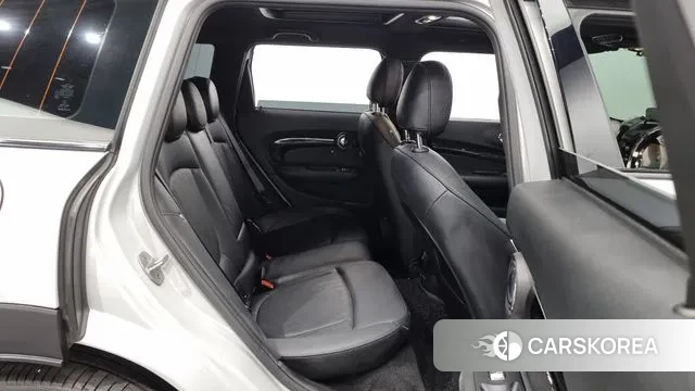 Mini Cooper S Clubman 2021 Серебряный из Кореи, фото 3