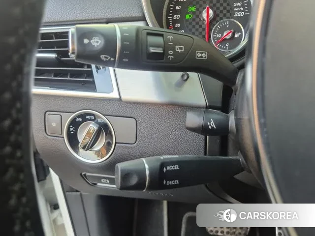 Mercedes-Benz GLE - Class W166 2018 Белый из Кореи, фото 3