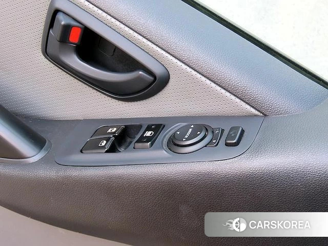 Hyundai The New Grand Starex 2018 Желтый из Кореи, фото 3