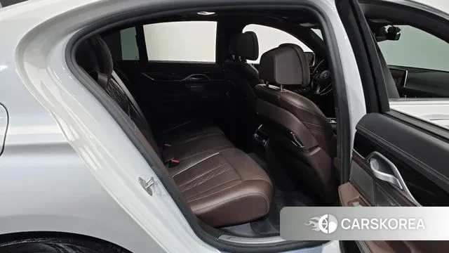 BMW 7 Series (G11) 2019 Белый из Кореи, фото 3