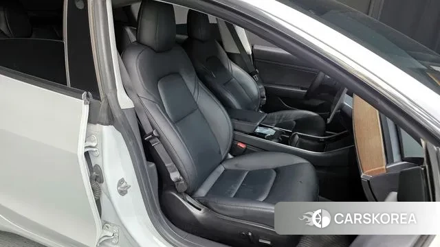 Tesla Model 3 2020 Белый из Кореи, фото 3