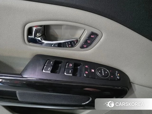 Kia The New Carnival 2019 Черный из Кореи, фото 3