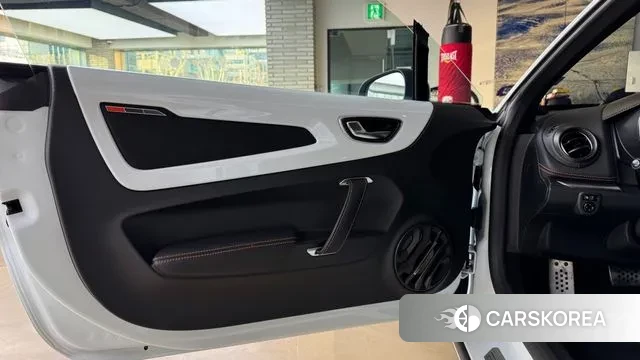 Renault Alpin 2021 Белый из Кореи, фото 3