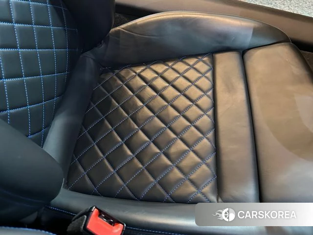 Audi R8 (4S) 2021 Черный из Кореи, фото 3
