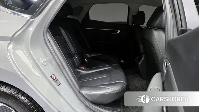 Hyundai Sonata Hybrid (DN8) 2021 Серебристо-серый из Кореи, фото 3