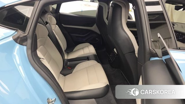 Porsche Taycan 2020 Небесно-голубой из Кореи, фото 3