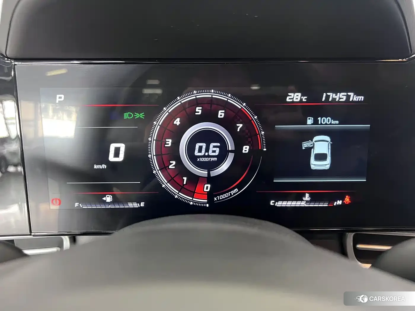 Hyundai Elantra 2023 Белый из Китая, фото 3