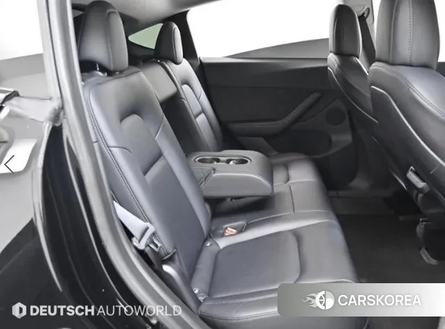 Tesla Model Y 2021 Черный из Кореи, фото 3