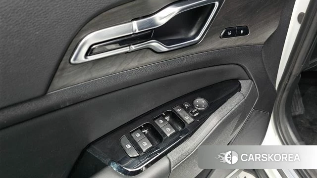 Kia Sportage 5th Generation 2023 Белый из Кореи, фото 3