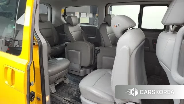 Hyundai The New Grand Starex 2019 Желтый из Кореи, фото 3