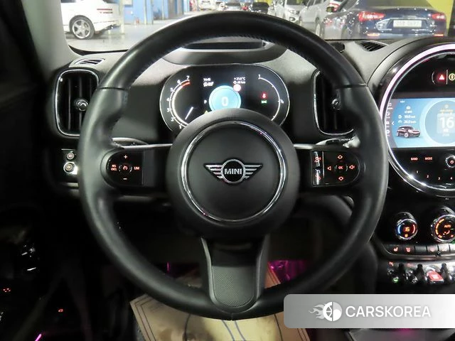 Mini Cooper Countryman 2023 Жемчужный цвет из Кореи, фото 3