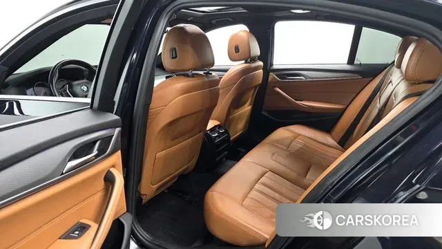BMW 5 Series (G30) 2018 Синий из Кореи, фото 3