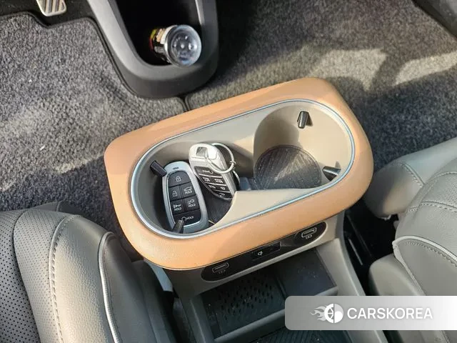 Hyundai Ionic 5 2023 Белый из Кореи, фото 3