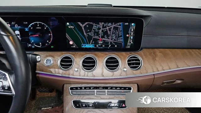 Mercedes-Benz E-Class W213 2021 Белый из Кореи, фото 3