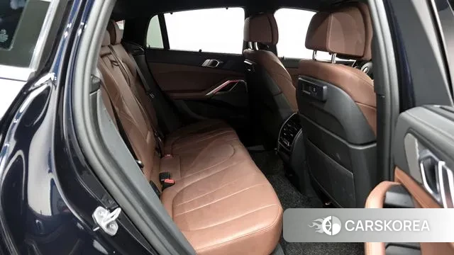 BMW X6 (G06) 2021 Черный из Кореи, фото 3