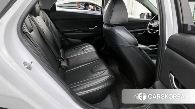 Hyundai Avante (CN7) 2021 Белый из Кореи, фото 3