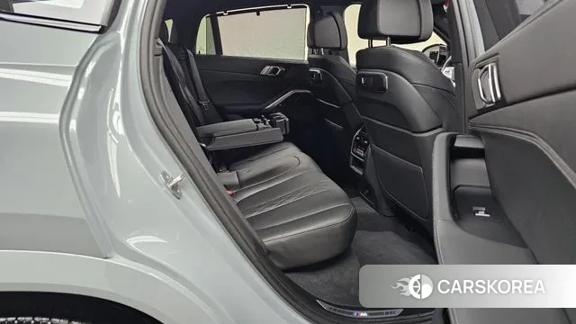 BMW X6 (G06) 2024 Серебристо-серый из Кореи, фото 3