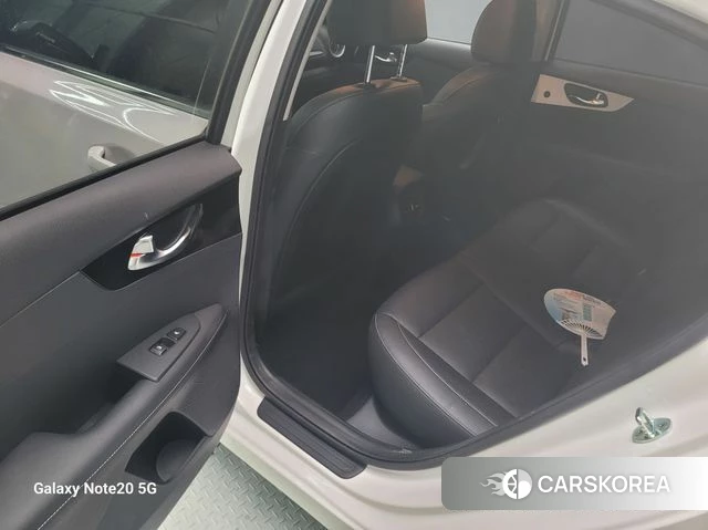 Kia The New K3 2nd generation 2022 Жемчужный цвет из Кореи, фото 3