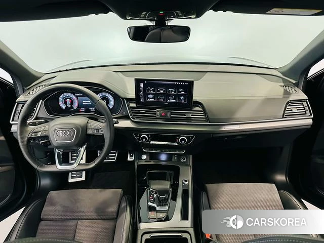 Audi Q5L Sportback 2025 Черный из Китая, фото 3