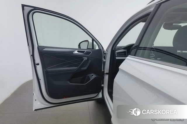 Volkswagen Tiguan L 2024 Белый из Китая, фото 3