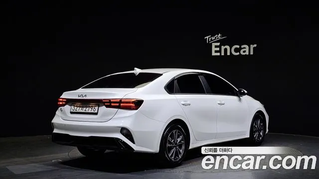 Kia The New K3 2nd generation 2023 Белый из Кореи, фото 3