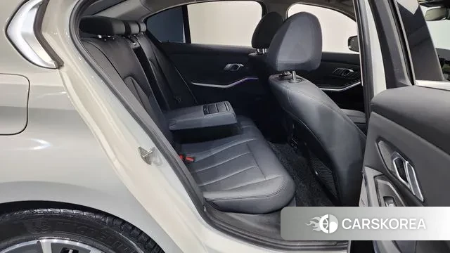 BMW 3 Series (G20) 2019 Белый из Кореи, фото 3