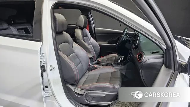 Hyundai i30 (PD) 2019 Белый из Кореи, фото 3