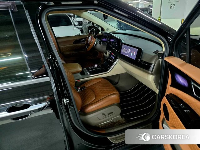 Kia Carnival 4th generation 2022 Черный из Кореи, фото 3