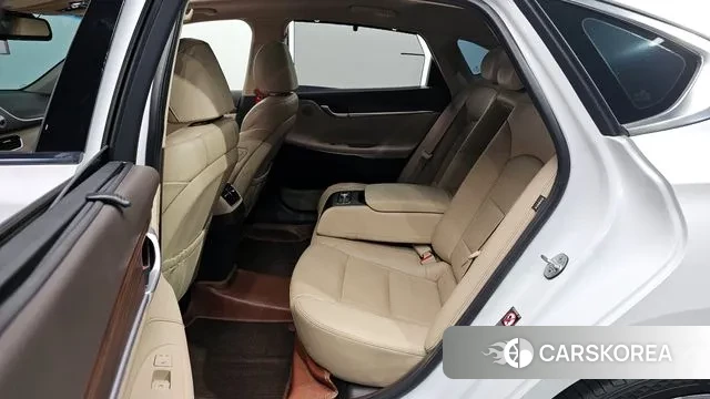 Hyundai Grandeur IG 2018 Белый из Кореи, фото 3