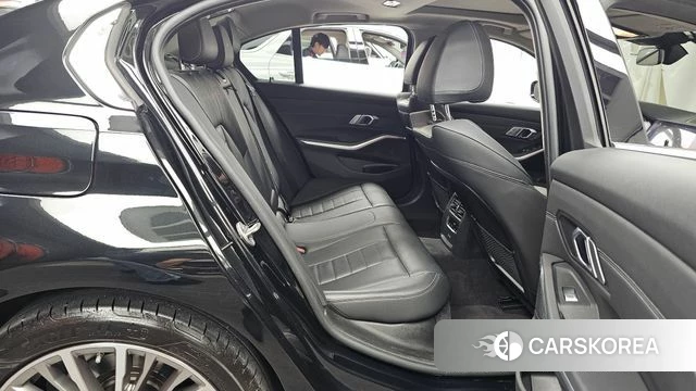 BMW 3 Series (G20) 2022 Черный из Кореи, фото 3