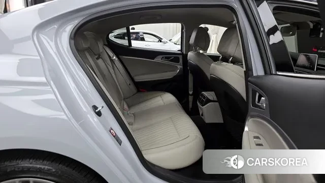 Genesis G70 2019 Светло-серебряный цвет из Кореи, фото 3