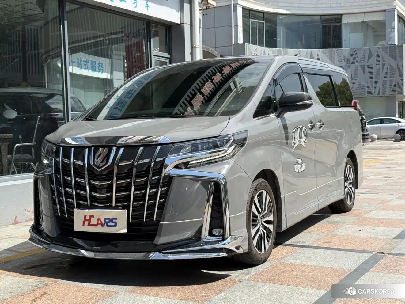 Toyota Elfa 2019 Silver/gray из Китая, фото 3
