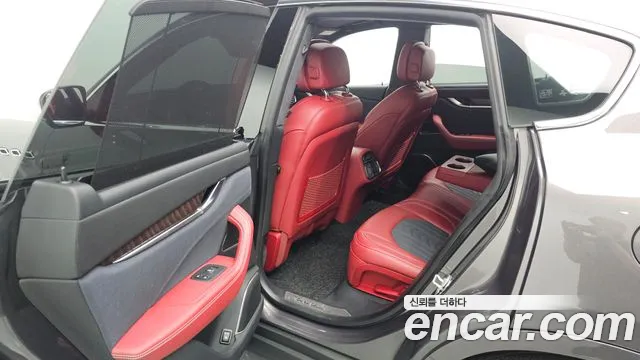 Maserati Levante 2020 Серый из Кореи, фото 3