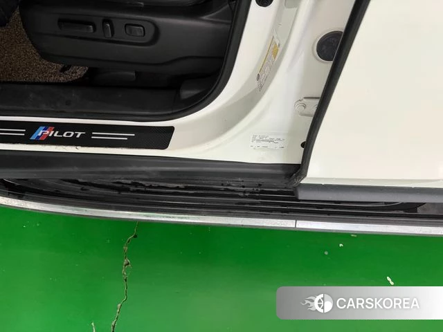 Honda Pilot 3rd generation 2018 Белый из Кореи, фото 3