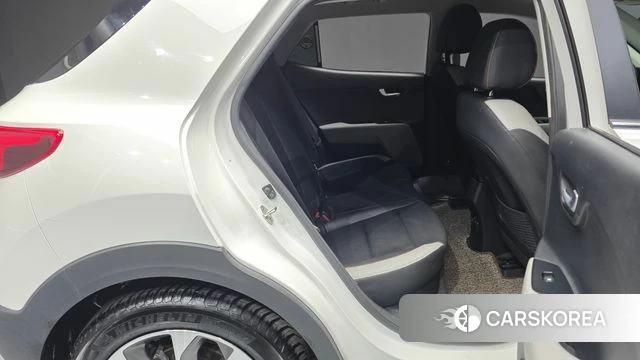 Kia Stonic 2020 Белый из Кореи, фото 3