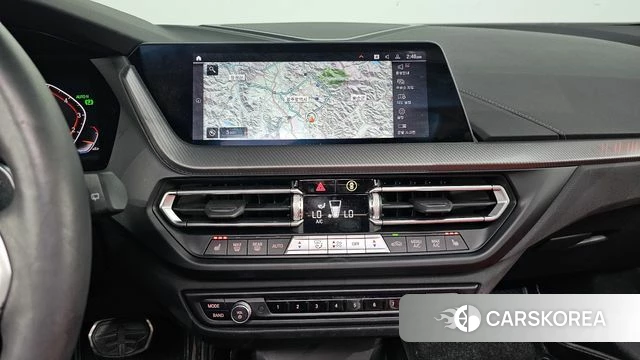 BMW 1 Series (F40) 2021 Черный из Кореи, фото 3