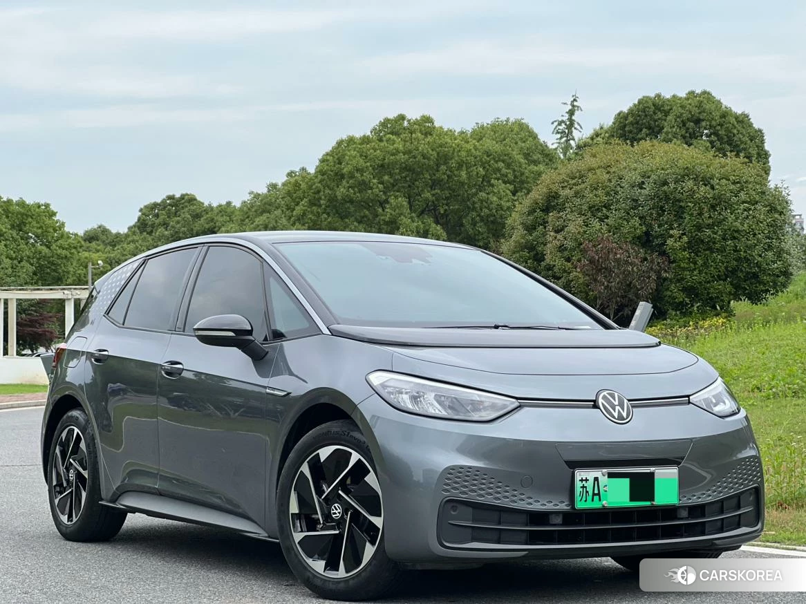 Volkswagen ID.3 2023 Темно-серый из Китая, фото 3
